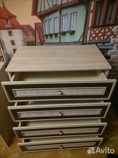 Мебель шкафы и комоды бу