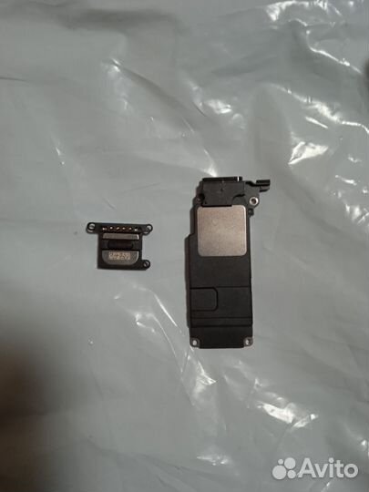 Динамики iPhone 8 Plus