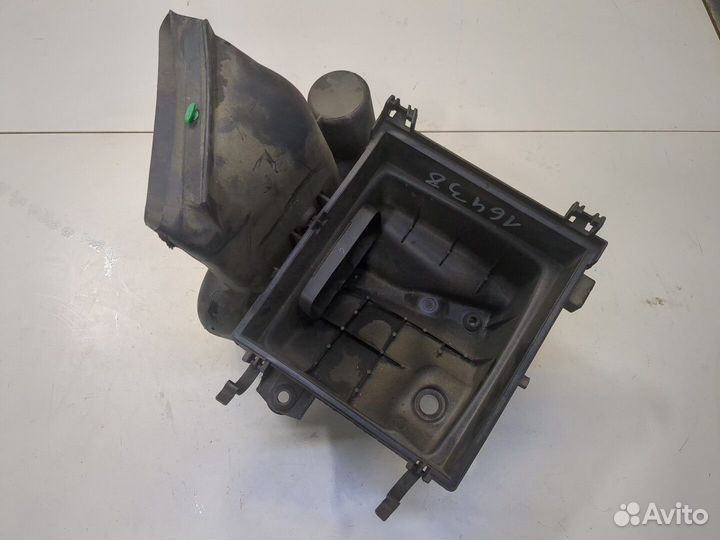 Корпус воздушного фильтра Jeep Grand Cherokee 2013