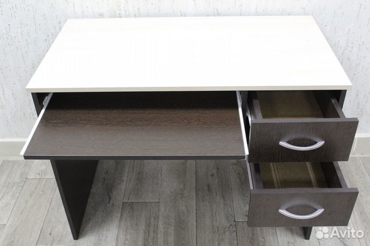 Стол письменный №3 (новый,от фабрики)