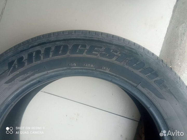 Bridgestone Dueler H/T 685 215/60 R17