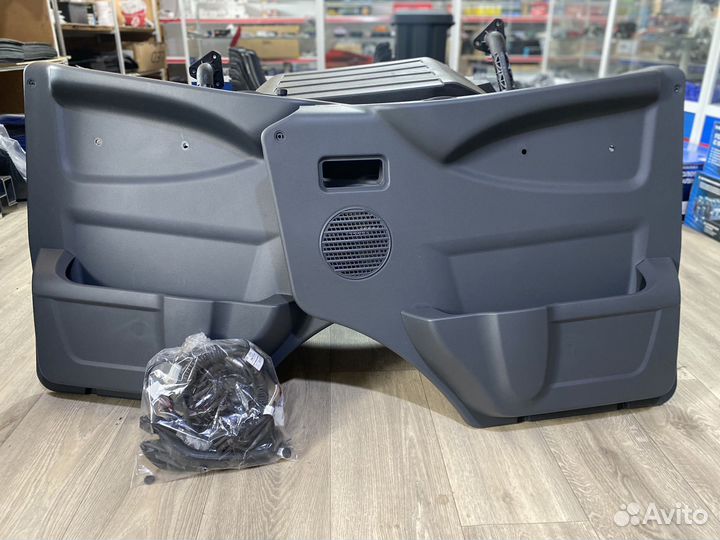 Обшивка дверей на Газель Соболь. Дверные карты