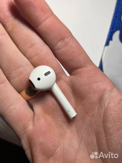 Apple Airpods 1 Правый наушник оригинал