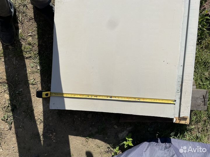 Дверь входная деревянная с коробкой