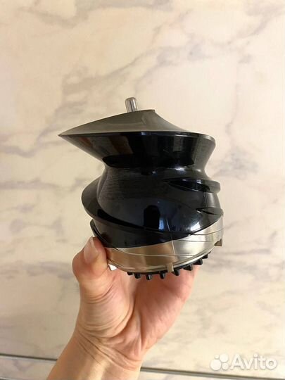 Соковыжималка электрическая Panasonic MJ-L500STQ