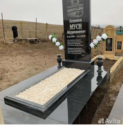 Изготовление и установка памятников гранит мрамор