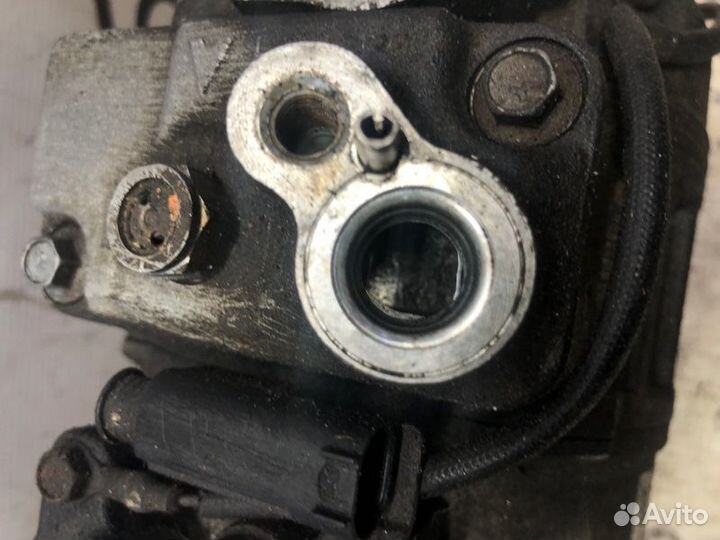 Компрессор кондиционера Mercedes Ml W164