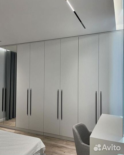 Многофункциональный шкаф