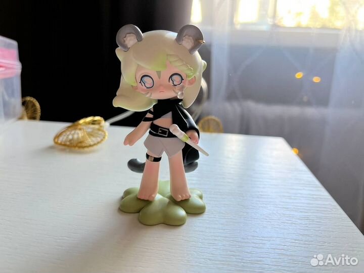 Фигурка Azura Spring Fantasy POP mart