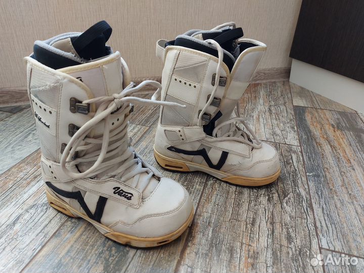 Ботинки для сноуборда Vans женские EUR 36,5