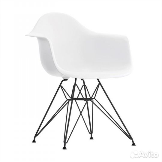 Кресло стул Eames в отличном состоянии
