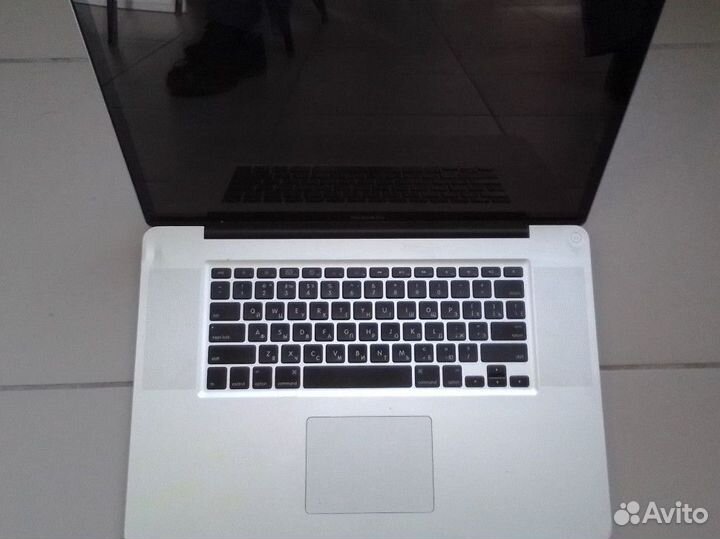 Ноутбук Apple