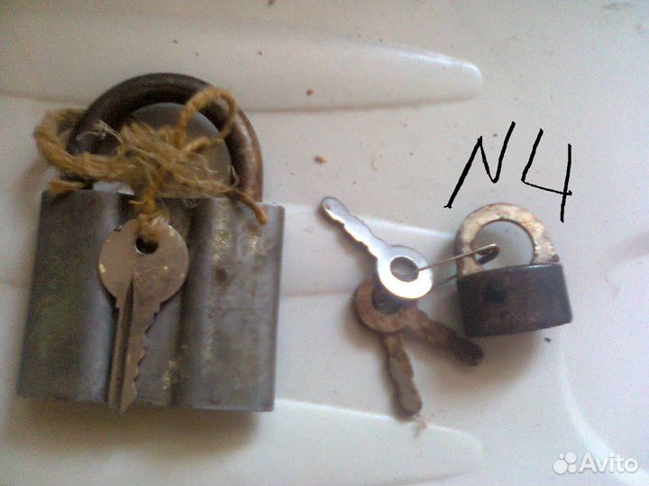 Замки новые и б/у в раб.сост. С ключами