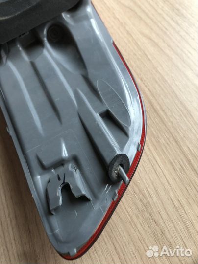 Задняя правая фара на kia rio 3