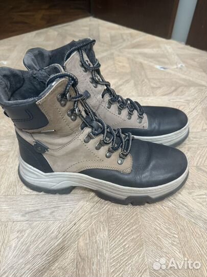 Женские демисезонные ботинки Jana