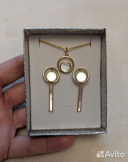 Серьги и кулон