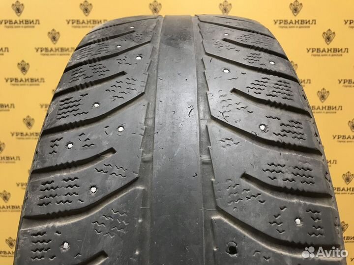 Bridgestone Ice Cruiser 7000 215/60 R17 96H