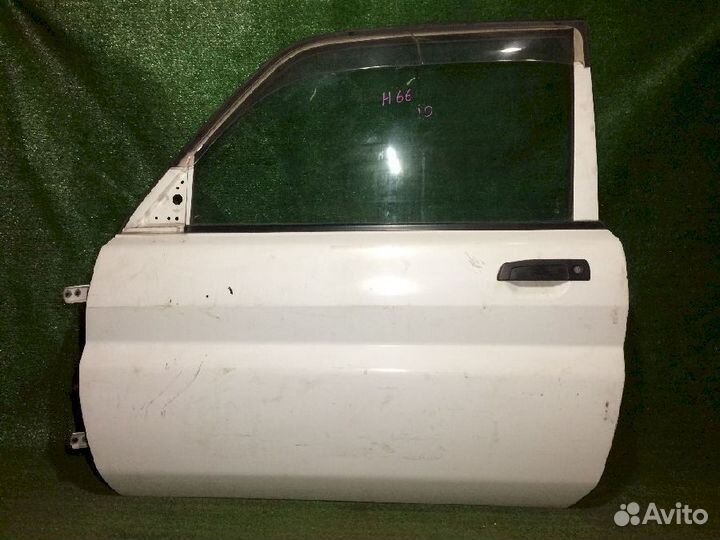 Дверь левая Mitsubishi Pajero IO N66W Белая ржавчи