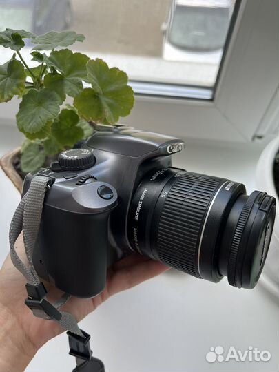 Зеркальный фотоаппарат canon eos 1100d