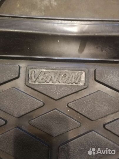 Коврики в машину б/у