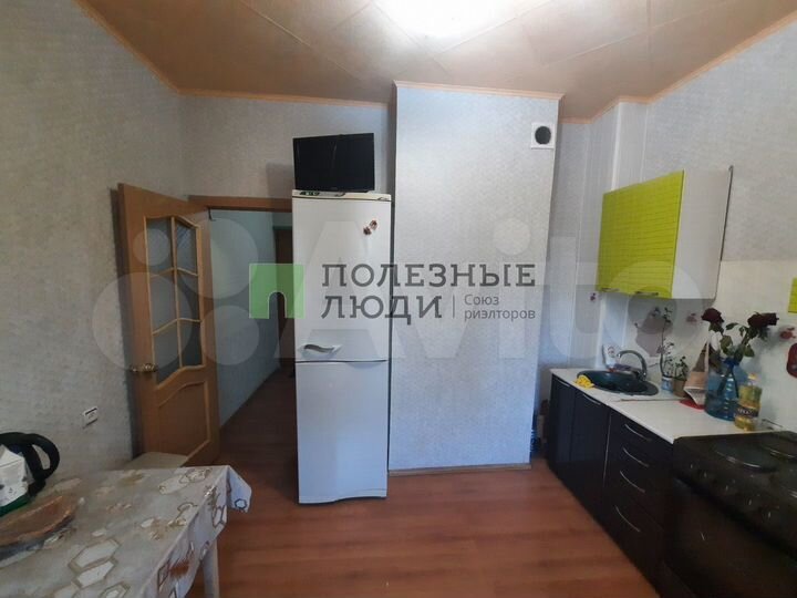 2-к. квартира, 58 м², 2/10 эт.