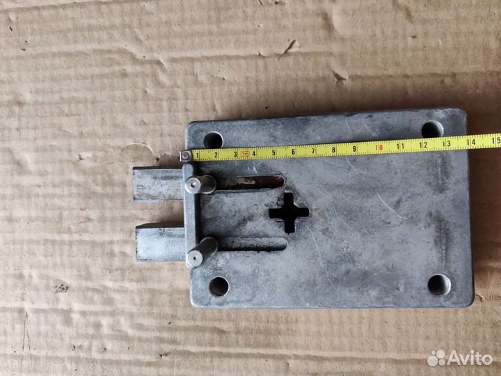 Ригельный замок