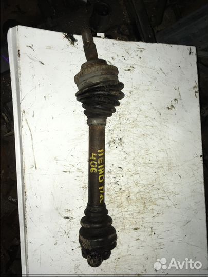 Полуось левая Пежо 406 Peugeot 406