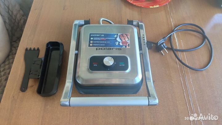Электрогриль Polaris PGP 2902