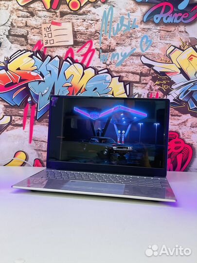 Новый ноутбук Intel Core i7