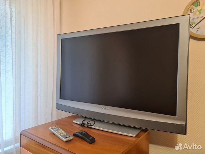 Телевизор Sony Bravia KDL-40U2000