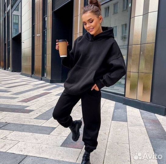 Костюм женский