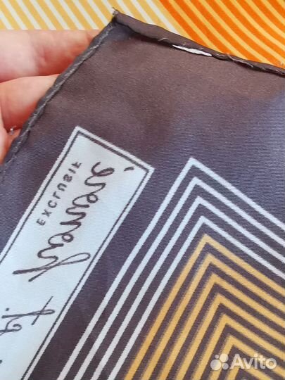 Именной винтажный платок с дефектами