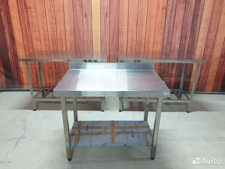 Стол из нержавеющей стали