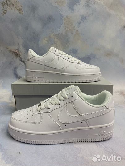 Кроссовки Nike air force 1