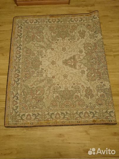 Ковер шерстяной