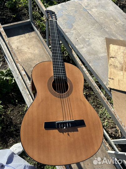 Гитара Hohner HC06