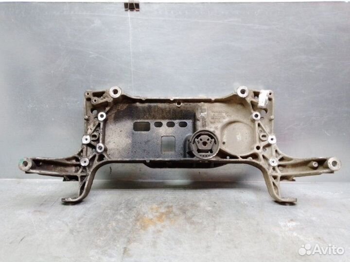 Балка передняя подрамник Volkswagen Passat B6