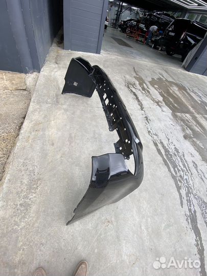 Бампер на lexus lx 570 задний