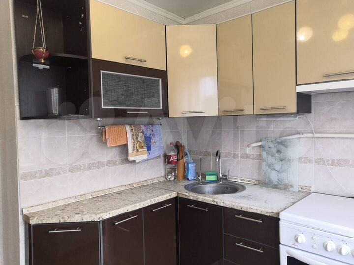 2-к. квартира, 54 м², 2/5 эт.