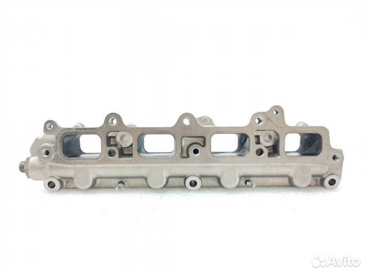 Топливная рейка (рампа) Volkswagen Golf 6 1.4 caxa