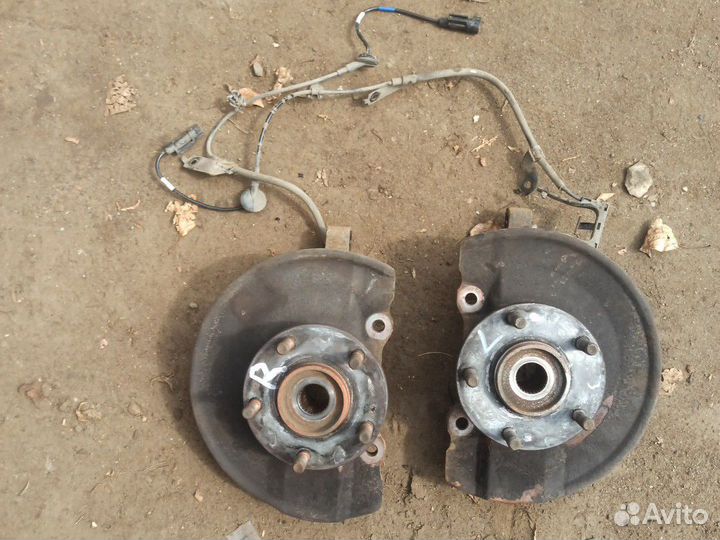 Поворотный кулак mitsubishi lancer 10