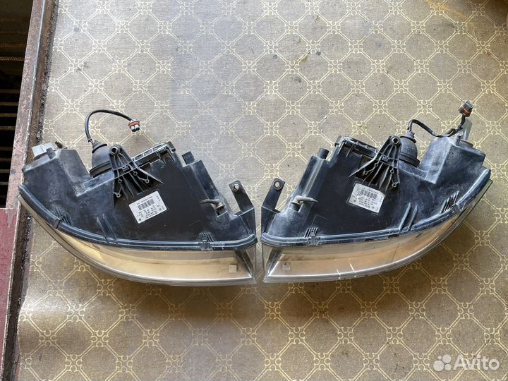 Фары на WV pasat 00-05