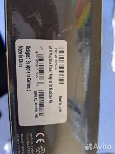 Зарядник для macbook новый