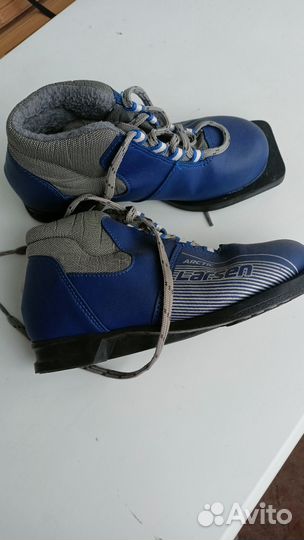 Лыжные ботинки