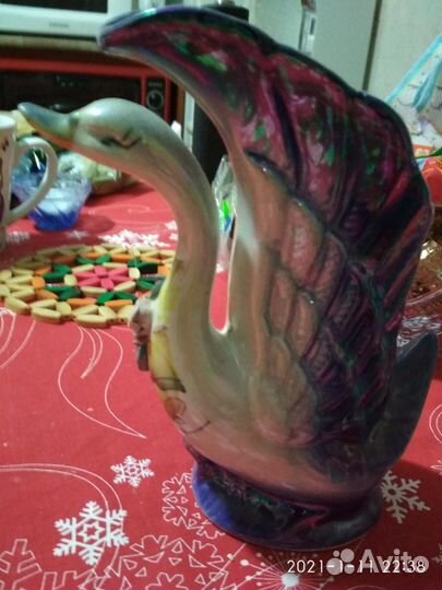 Кувшин-статуэтки