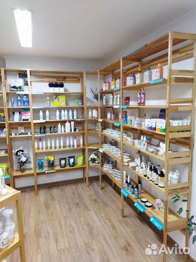 Стеллаж из натурального дерева