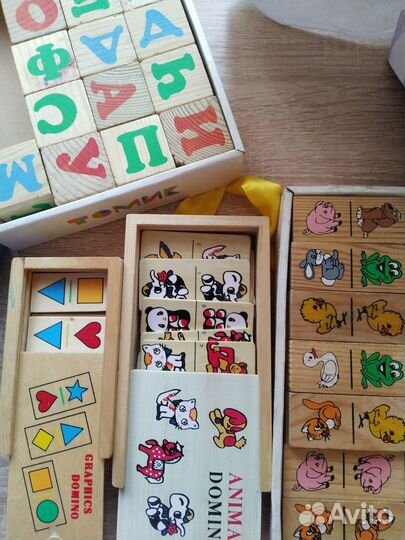 Развивающие игрушки