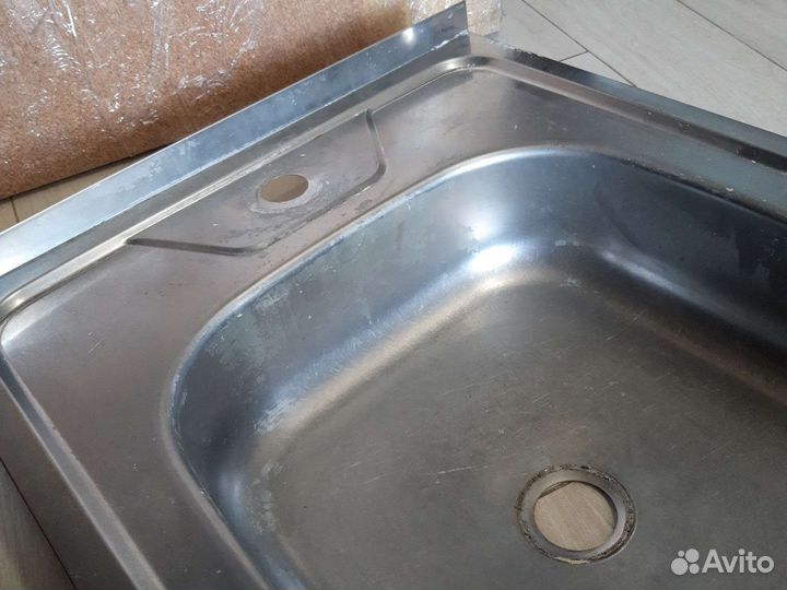 Мойка для кухни из нержавейки 50х60