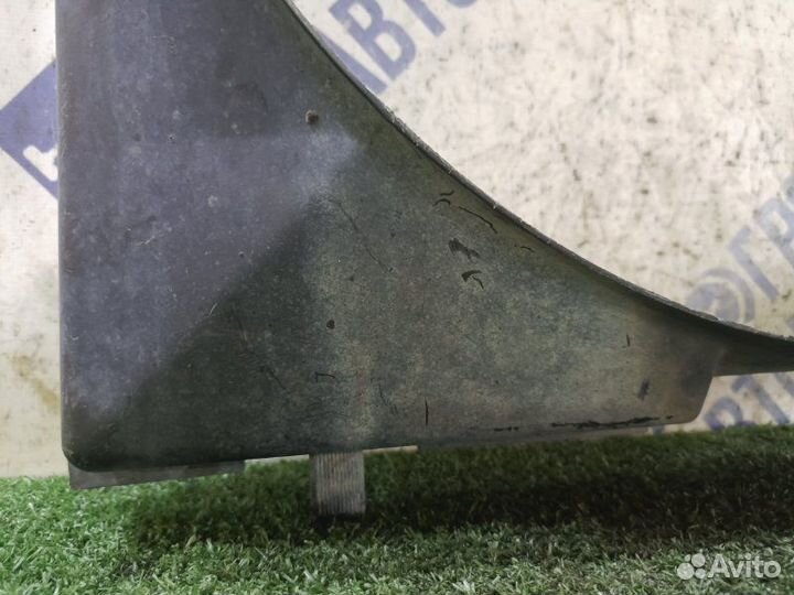 Диффузор радиатора Mercedes-Benz Clk 230