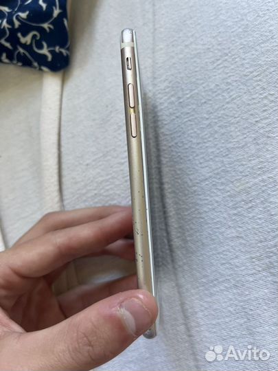Телефон iPhone 6s